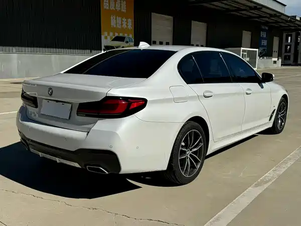 BMW 5 Series 2023