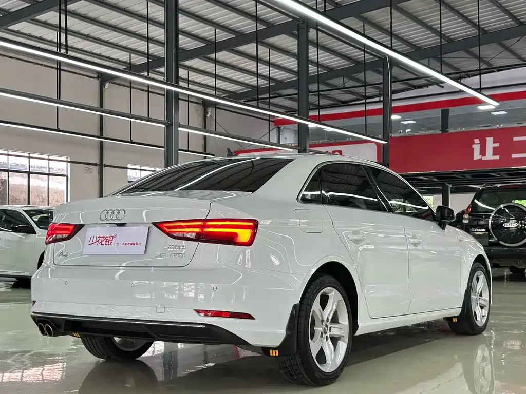 Audi A3 2020 — фото 9