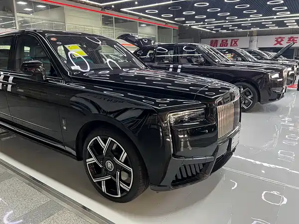 Rolls-Royce Cullinan 2024