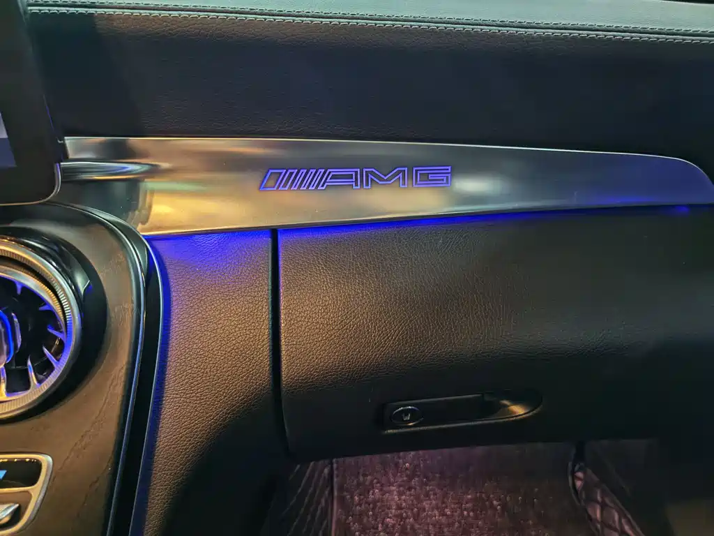 Mercedes-Benz C-Class 2021 — фото 10