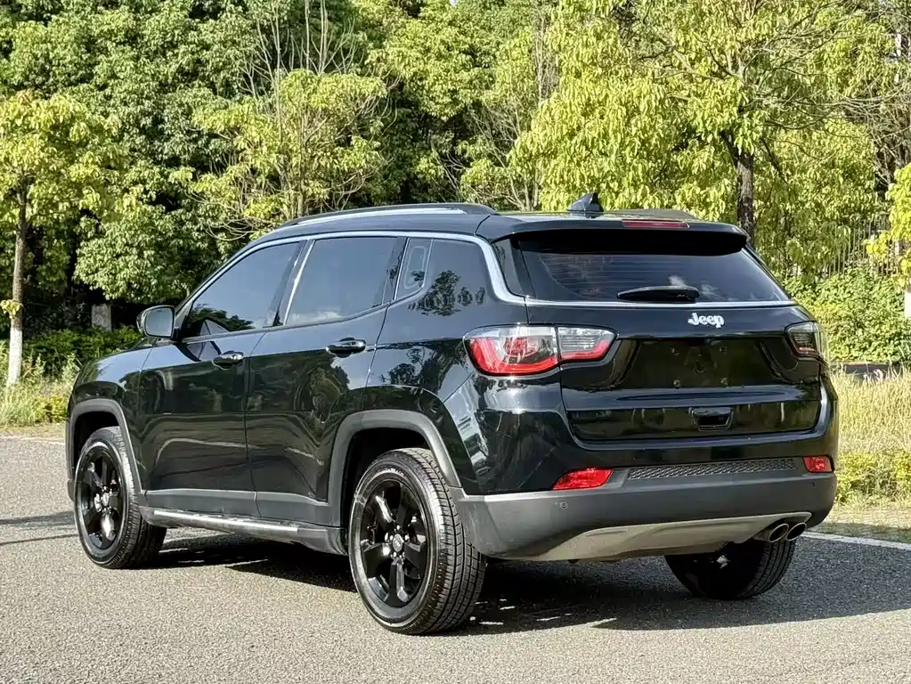 Jeep Compass 2019 — фото 7