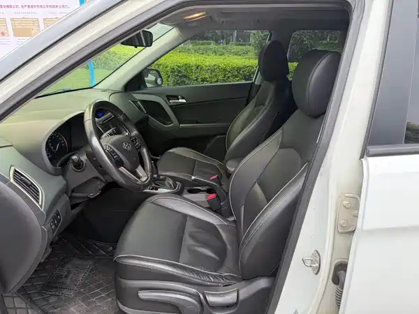 Hyundai ix25 2015