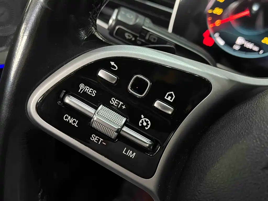 Mercedes-Benz GLE 2021 — фото 16