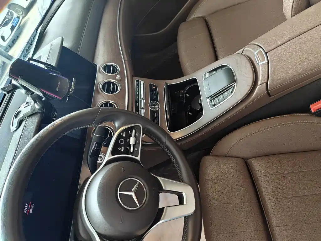Mercedes-Benz E-Class 2020 — фото 8