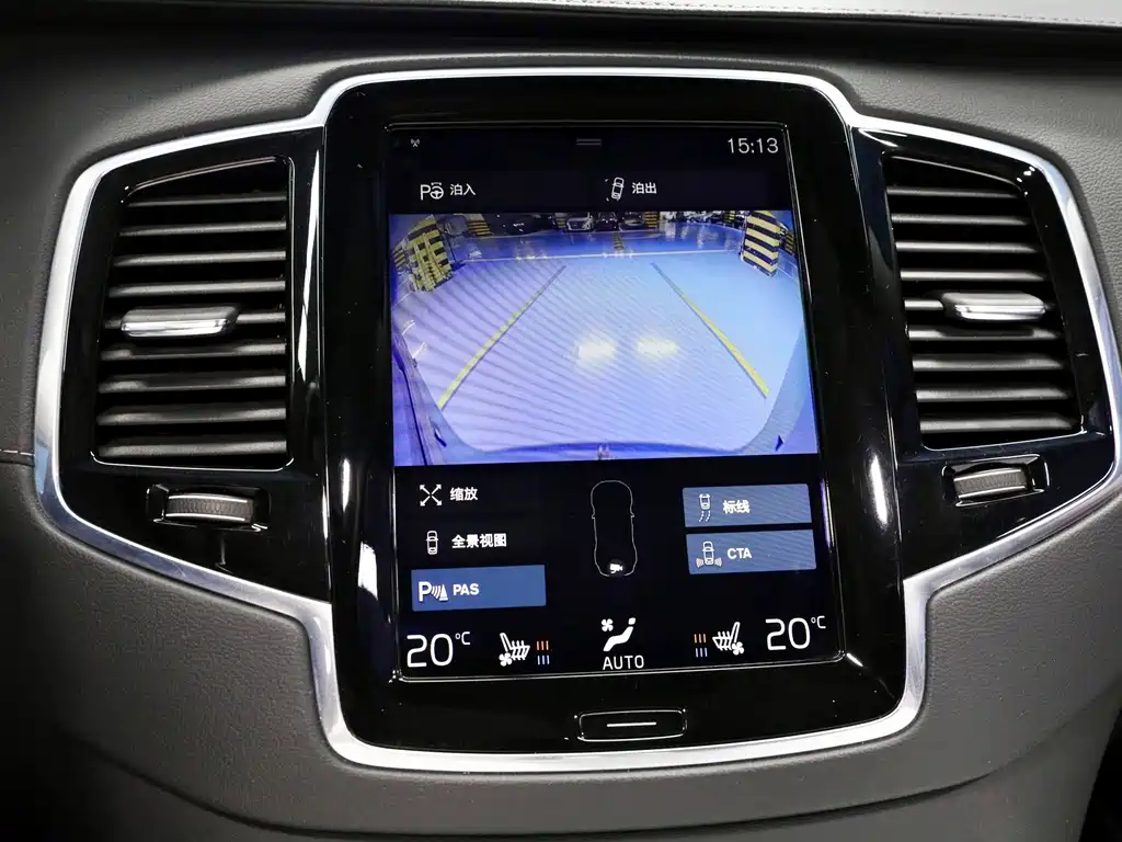 Volvo XC90 2018 — фото 19