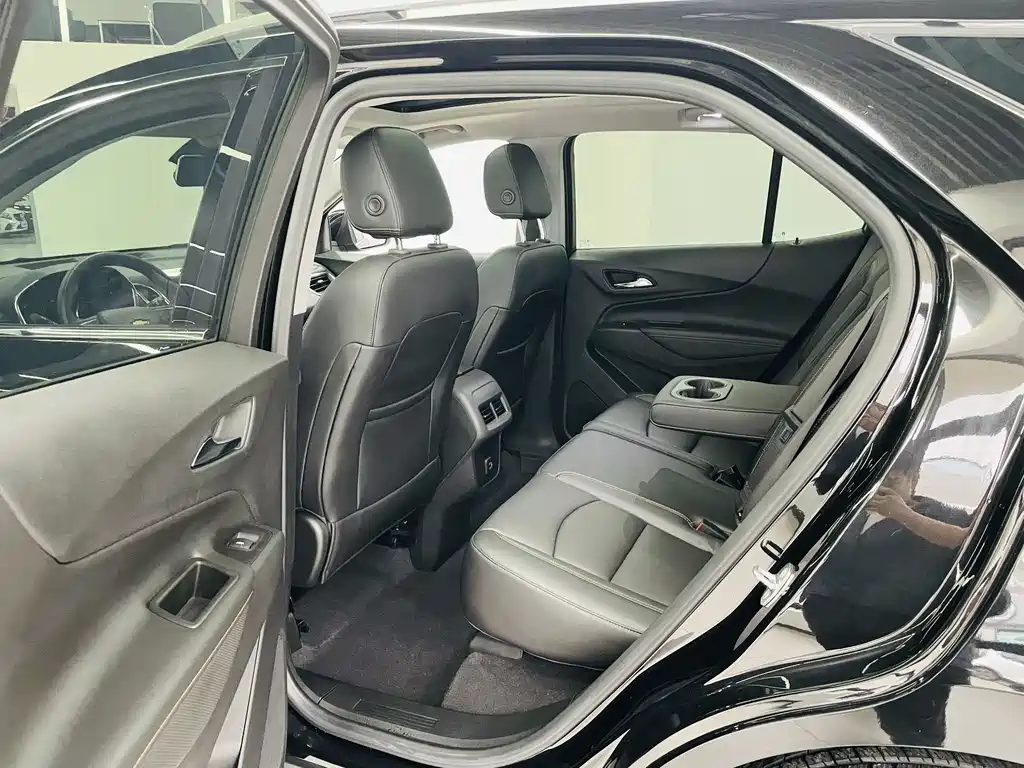 Chevrolet Equinox 2020 — фото 10