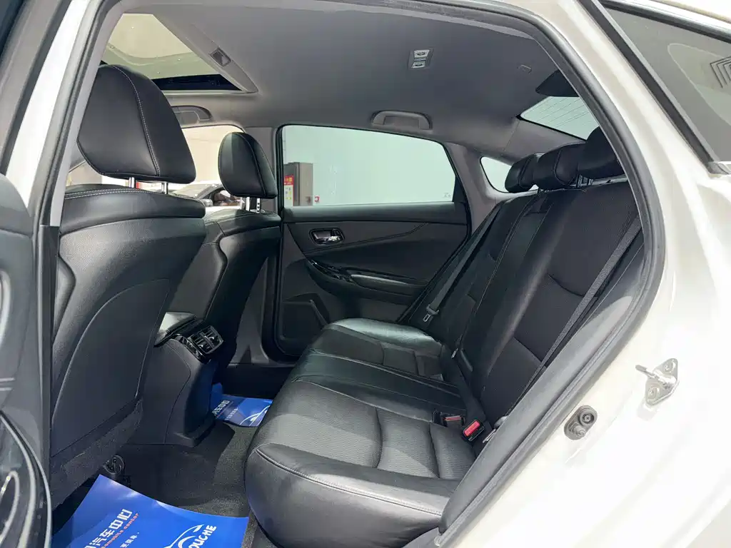 Honda Spirior 2017 — фото 20