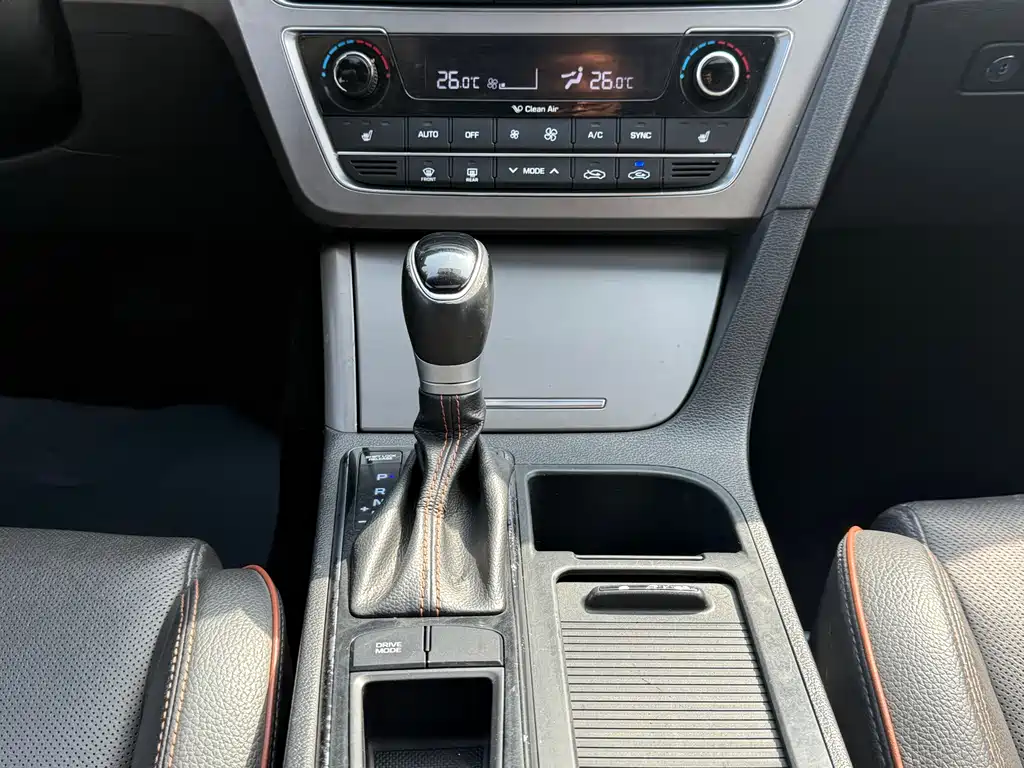 Hyundai Sonata 2017 — фото 13