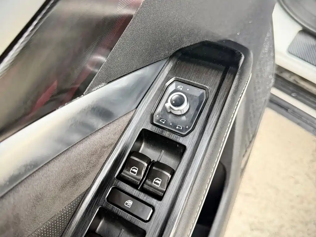 Haval H6 2023 — фото 18