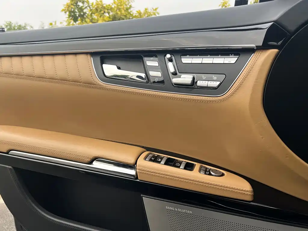 Mercedes-Benz S-Class 2013 — фото 20