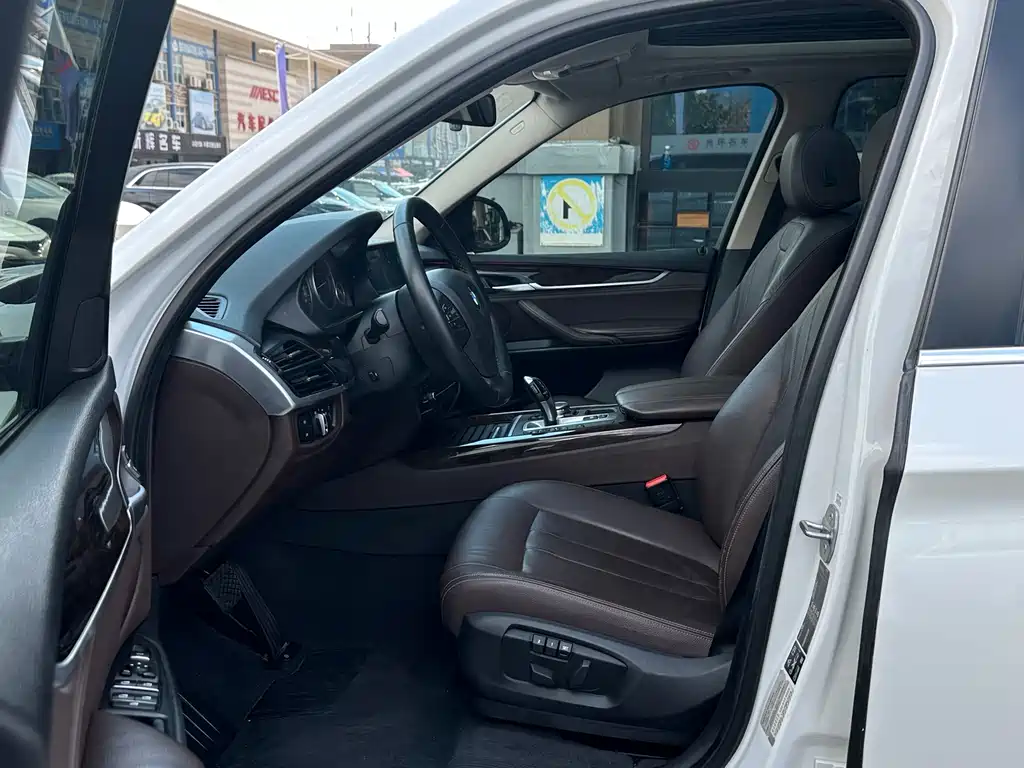 BMW X5 2015 — фото 10