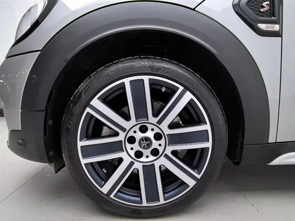 MINI Countryman 2023 — фото 17