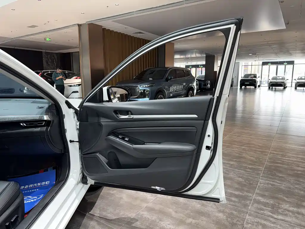 Nissan Teana 2023 — фото 19