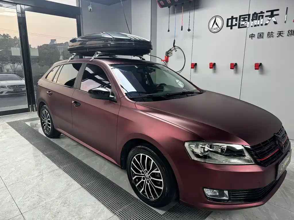 Volkswagen Gran Lavida 2013