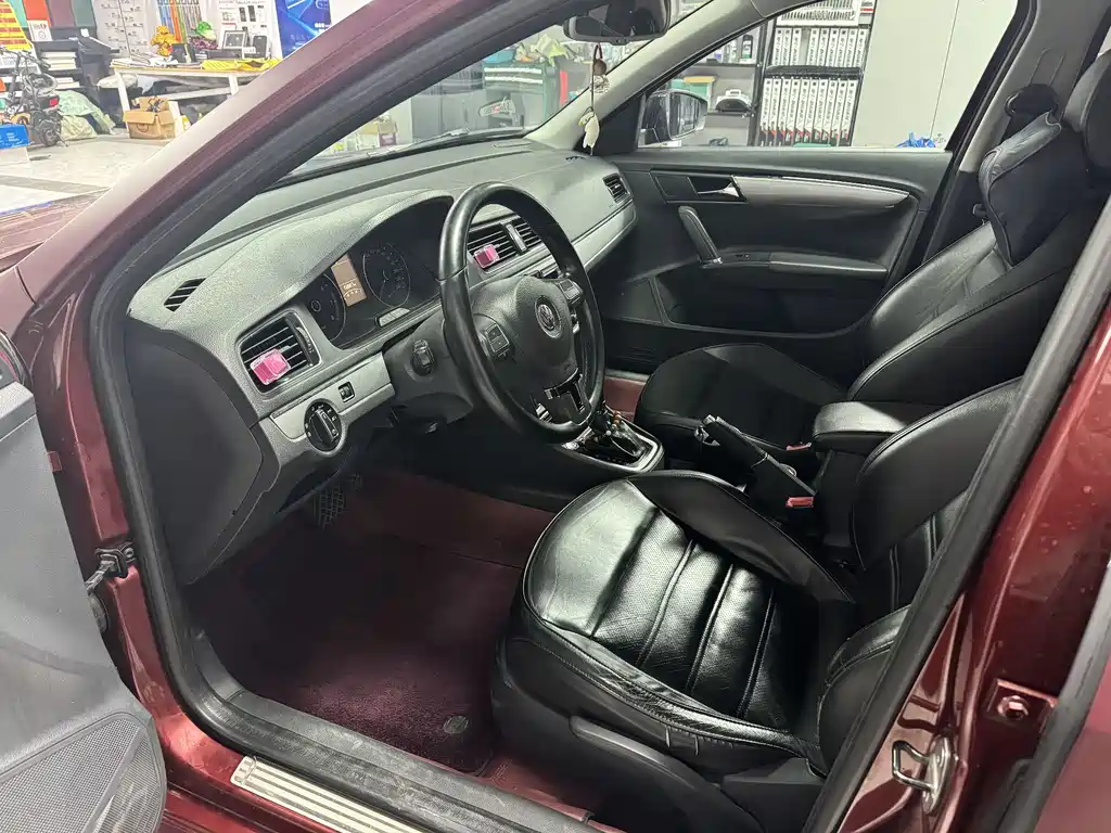 Volkswagen Gran Lavida 2013