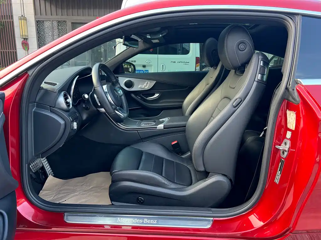 Mercedes-Benz C-Class 2019 — фото 6