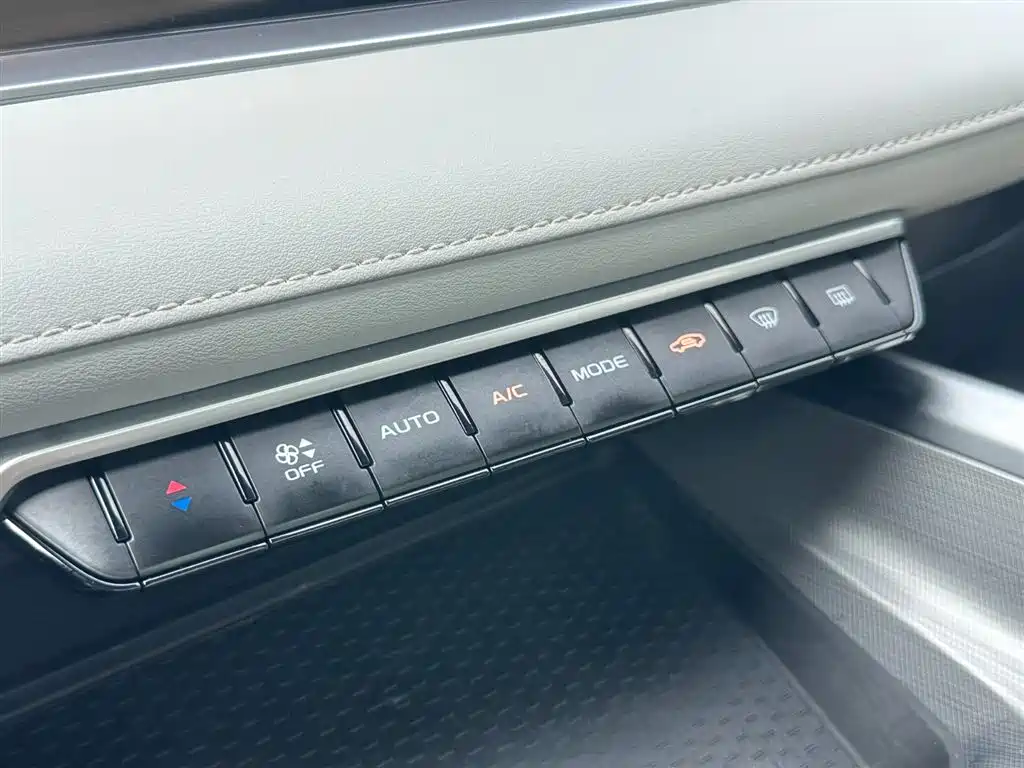 Geely Xingrui 2022 — фото 25