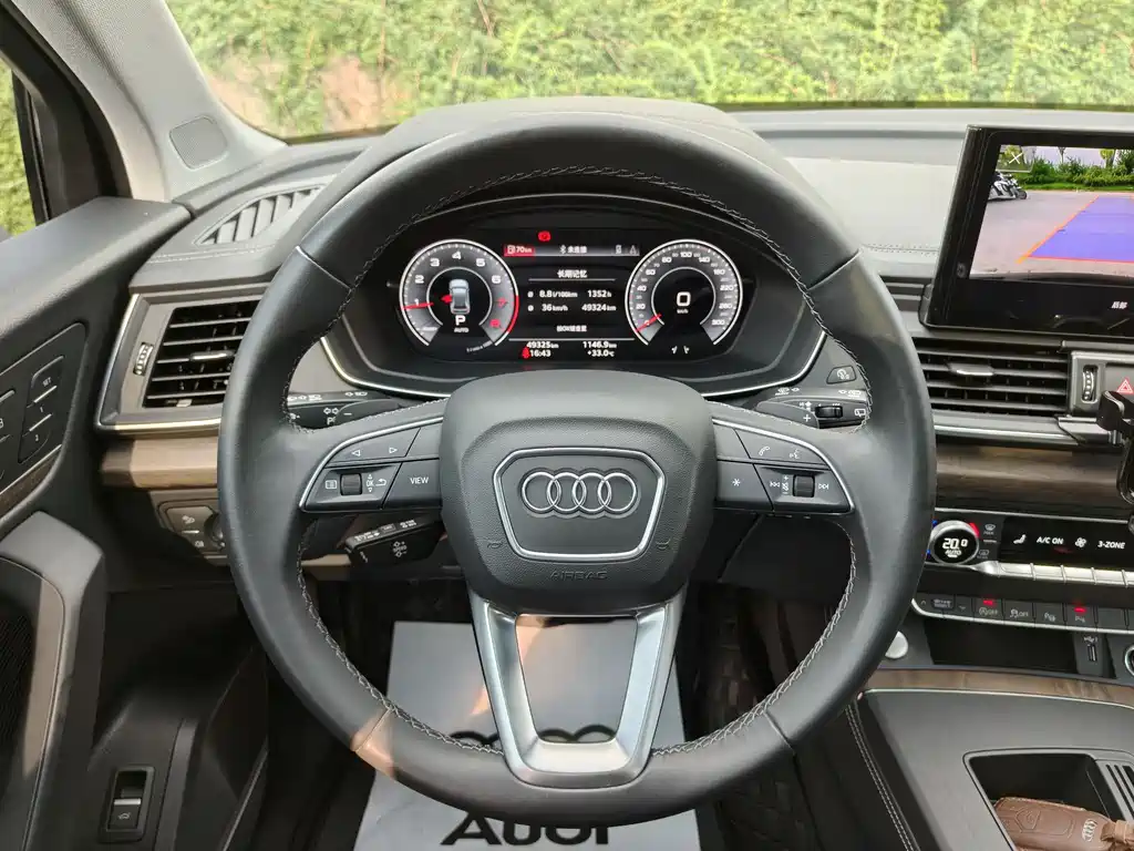 Audi Q5L 2022 — фото 14