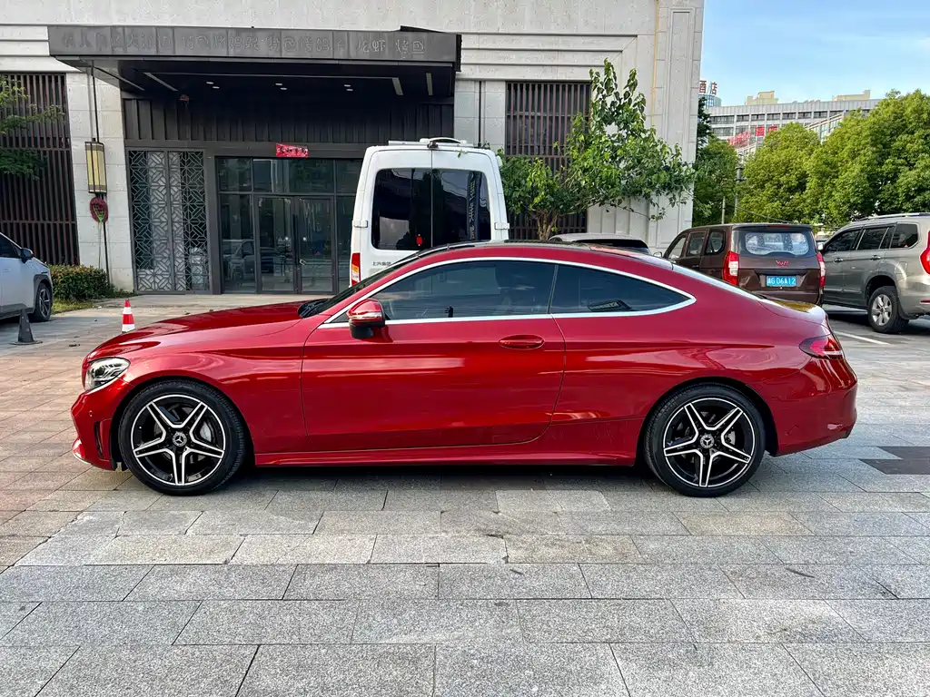 Mercedes-Benz C-Class 2019 — фото 11