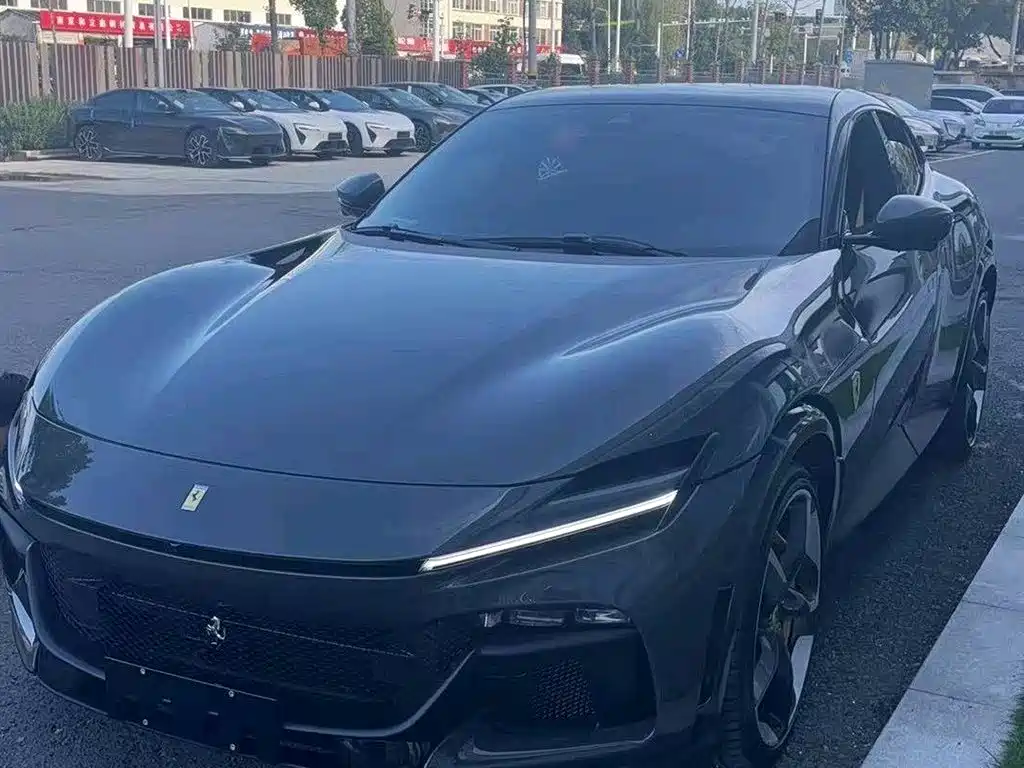 Ferrari Purosangue 2025