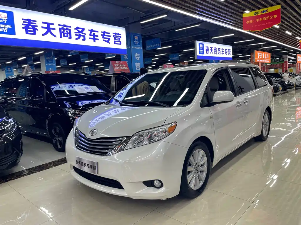 Toyota Sienna 2017