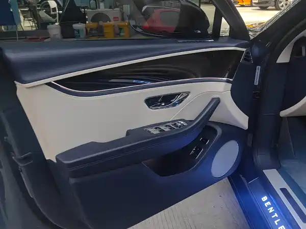 Bentley Flying Spur 2021