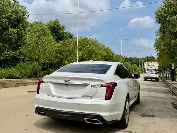 Cadillac CT5 2024