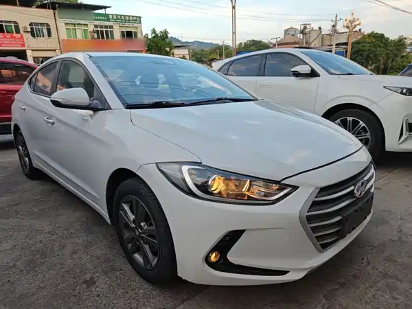 Hyundai Celesta 2017