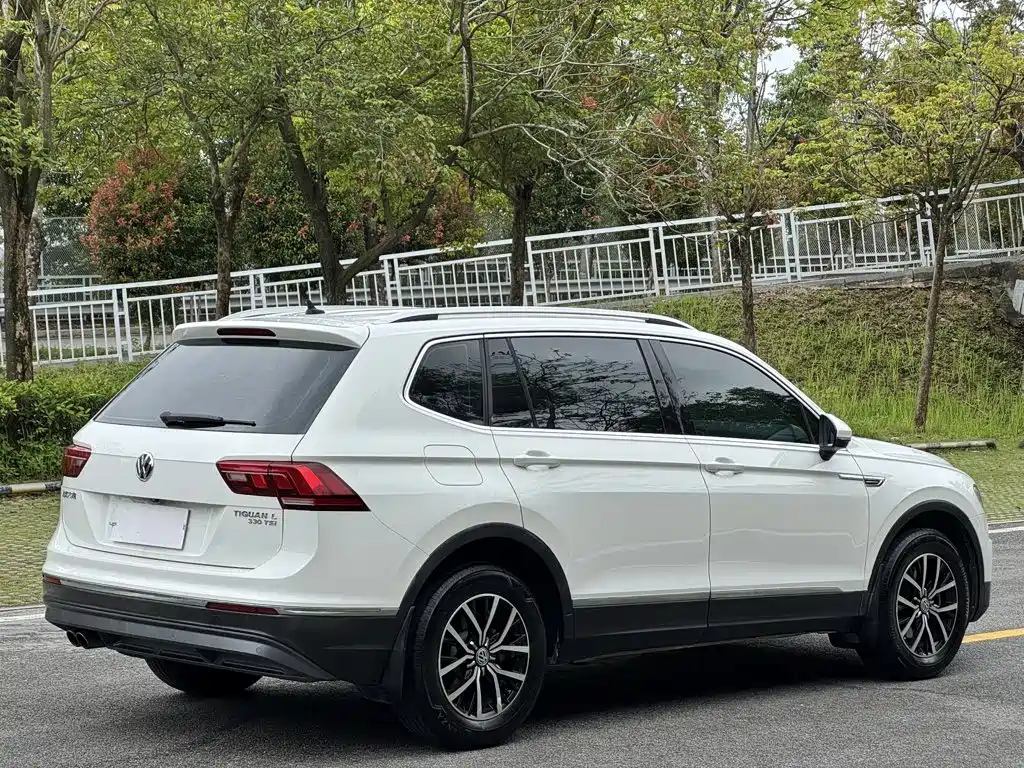 Volkswagen Tiguan L 2017
