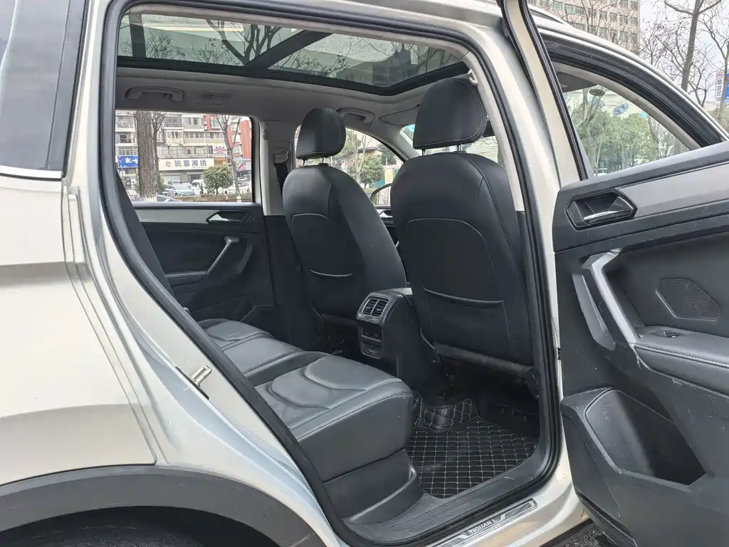 Volkswagen Tiguan L 2020