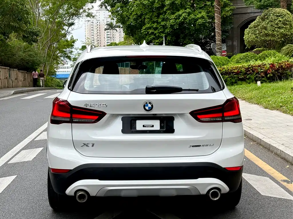 BMW X1 2022 — фото 6
