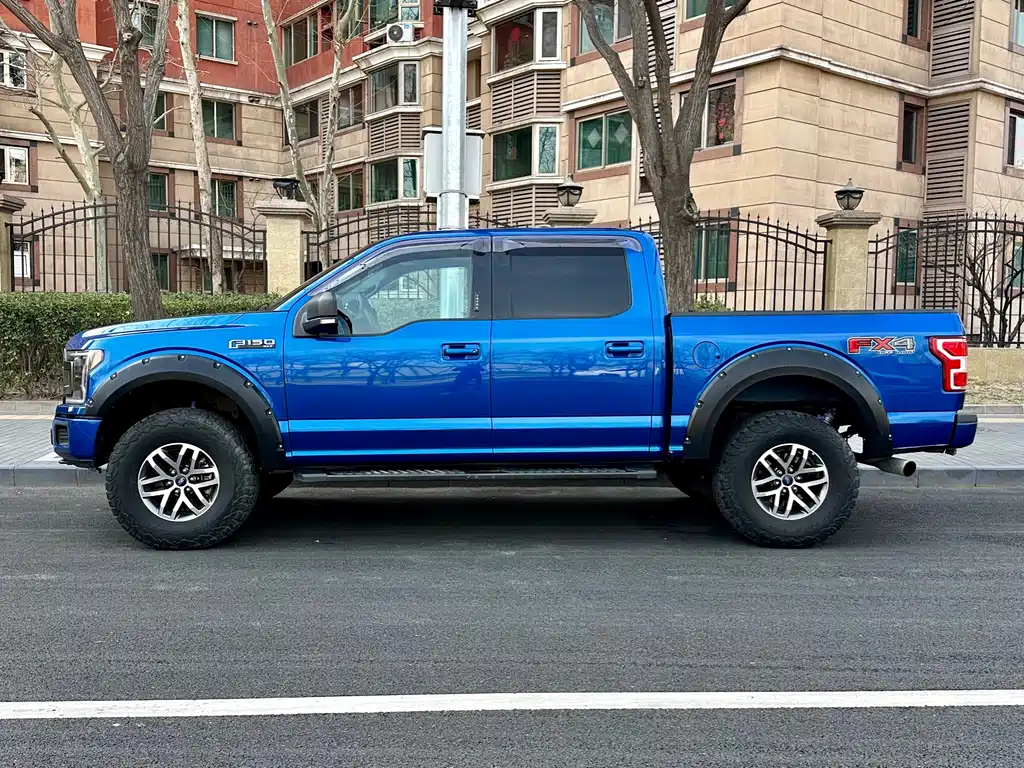 Ford F-150 Raptor 2018 — фото 3