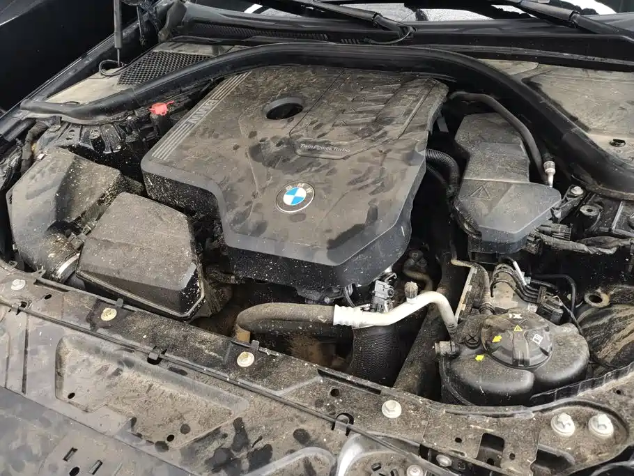 BMW 3 Series 2021 — фото 10
