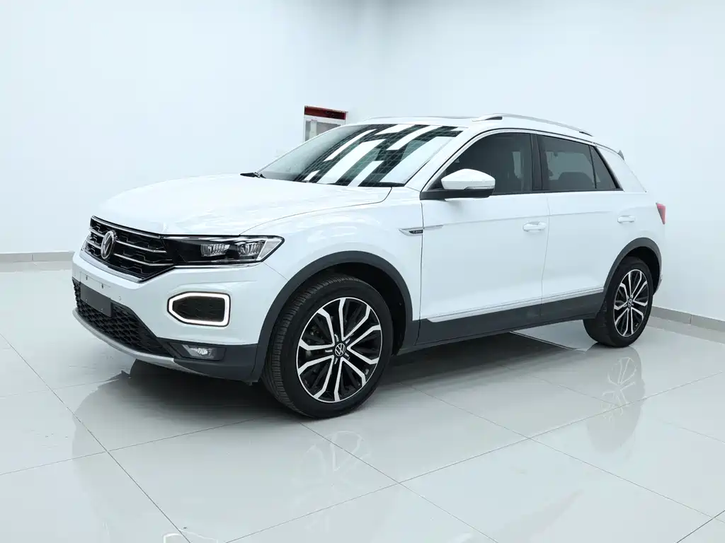 Volkswagen T-Roc 2022 — фото 1