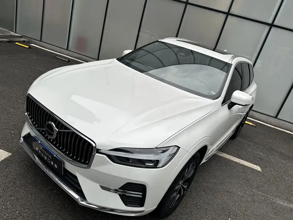 Volvo XC60 2024 — фото 21