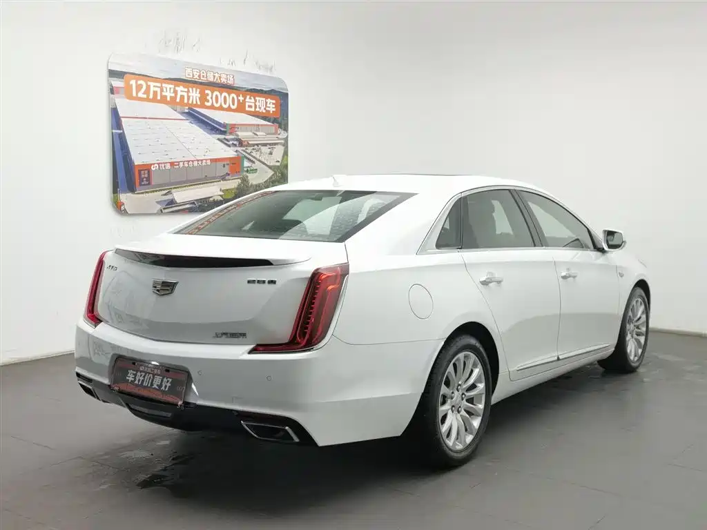 Cadillac XTS 2018 — фото 2