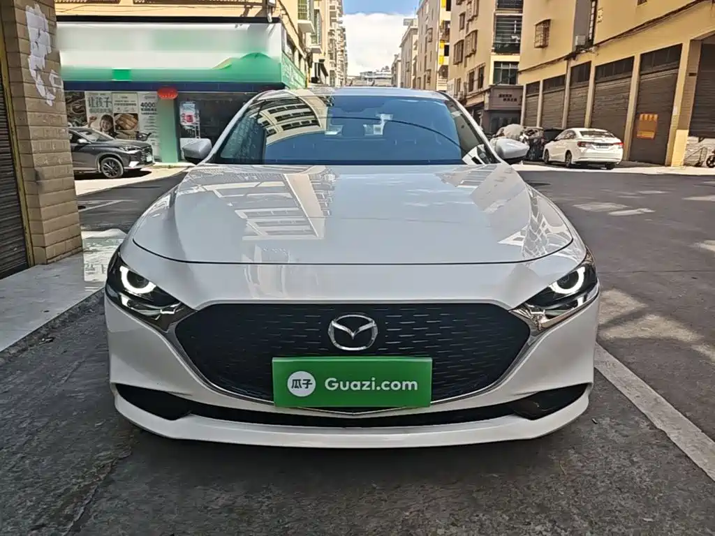 Mazda 3 Axela 2021