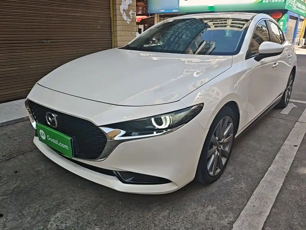 Mazda 3 Axela 2021