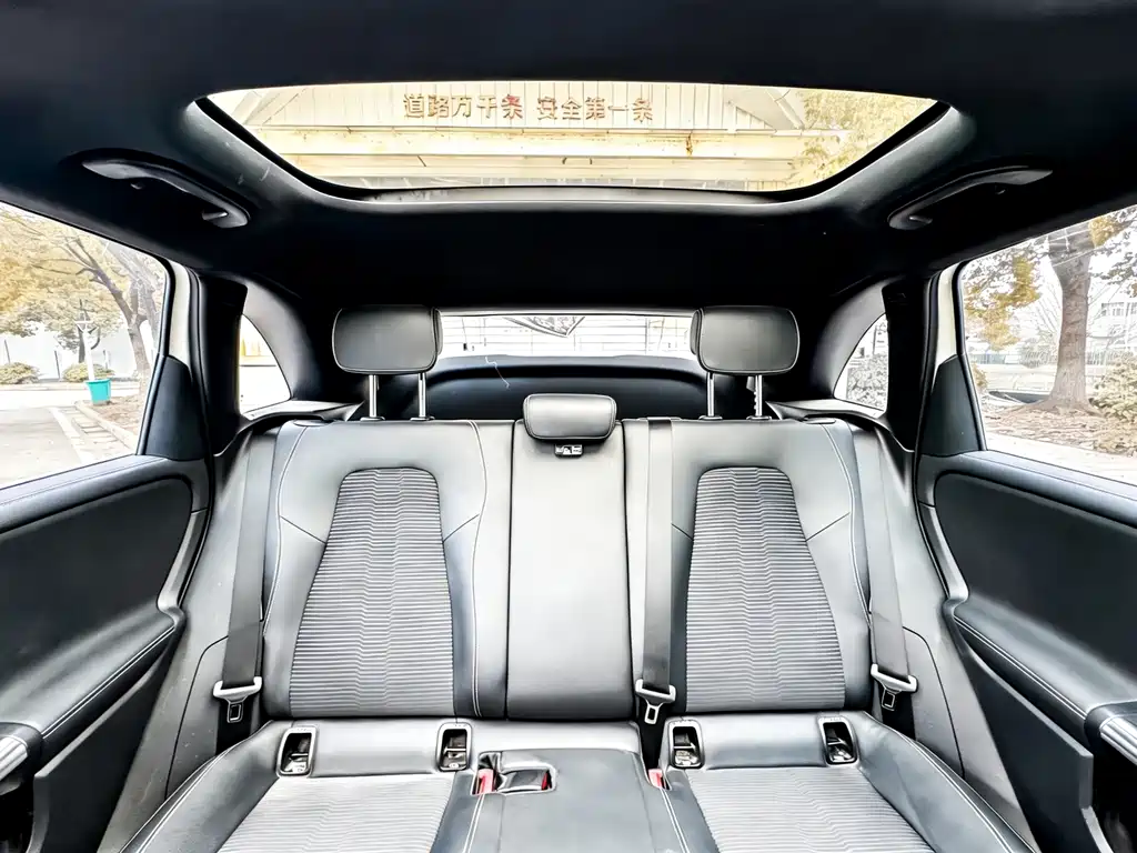 Mercedes-Benz B-Class 2021 — фото 13