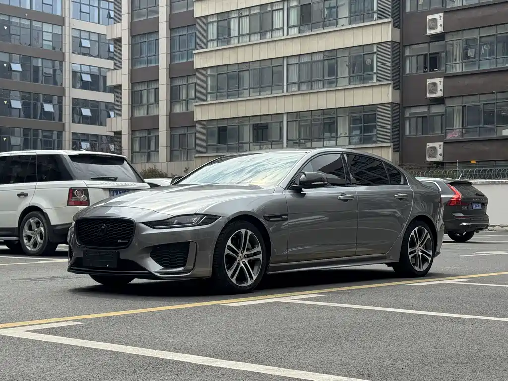 Jaguar XEL 2020