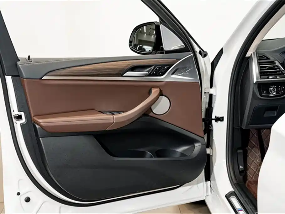 BMW X3 2022 — фото 17