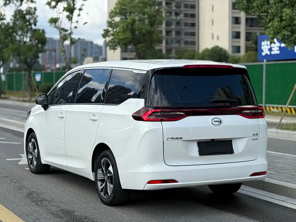 GAC Motor Trumpchi M6 2022 — фото 13