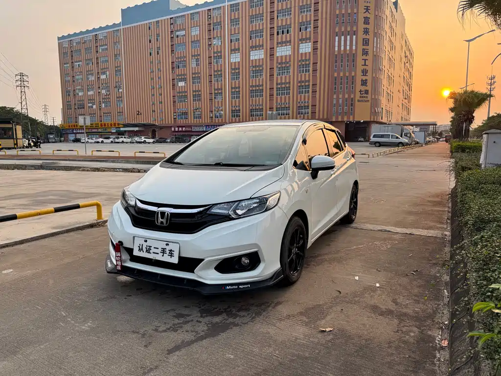 Honda Fit 2019 — фото 1
