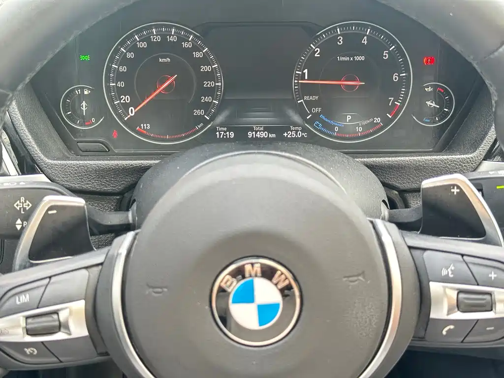 BMW 3 Series 2017 — фото 12