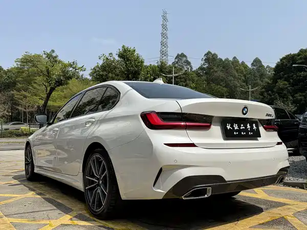 BMW 3 Series 2022