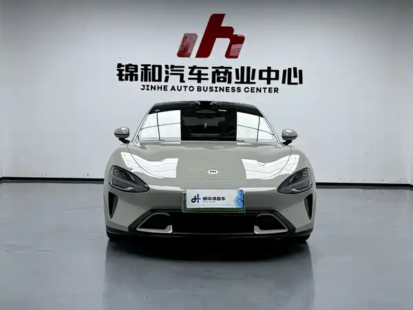 Xiaomi SU7 2024
