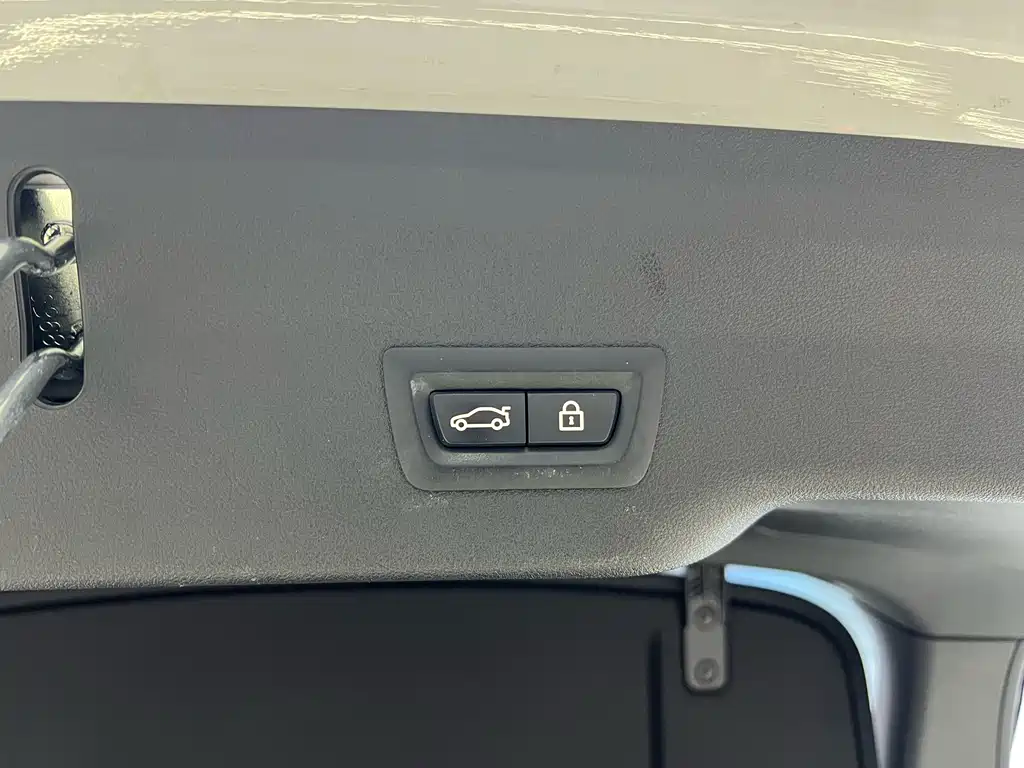 BMW 6 Series GT 2018 — фото 22