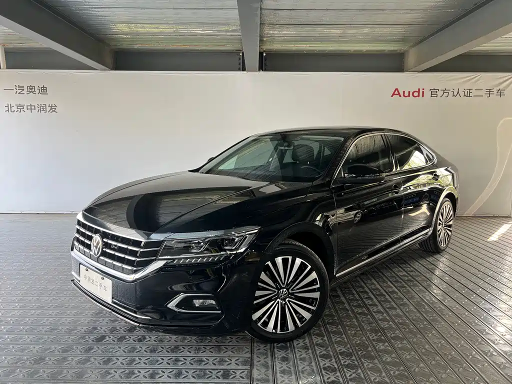 Volkswagen Passat 2020 — фото 1