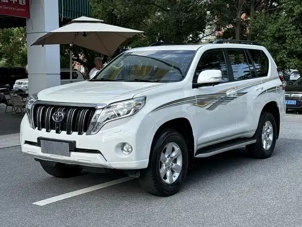 Toyota Prado 2016