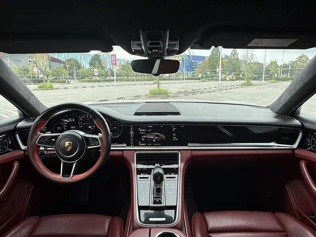 Porsche Panamera 2017 — фото 13